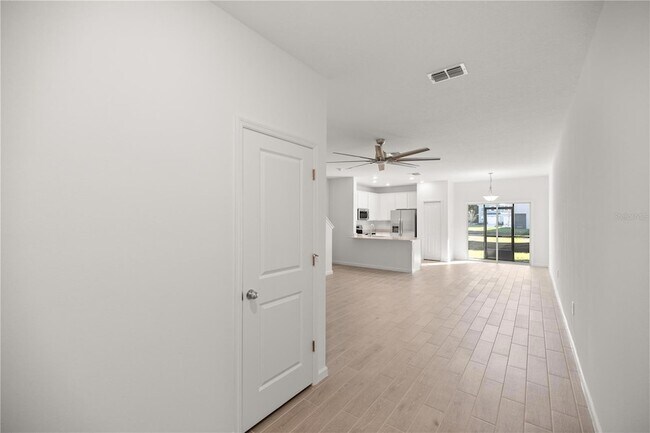 Building Photo - 3438 SE 37th Ct