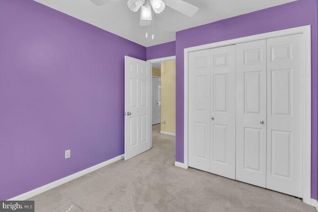 Building Photo - 9354 Sombersby Ct