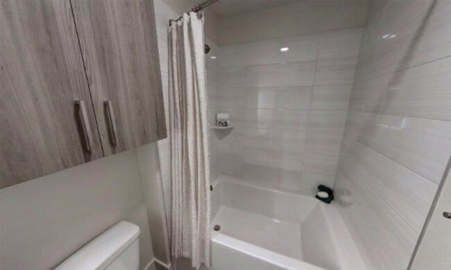 Building Photo - 3120 Smith St