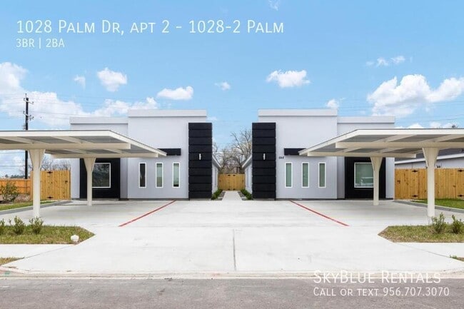 Primary Photo - 1028 Palm Dr
