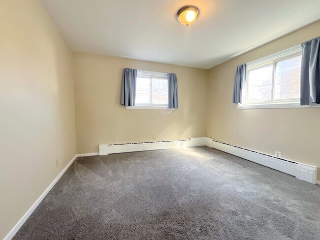 Building Photo - Parker Heights Apartments