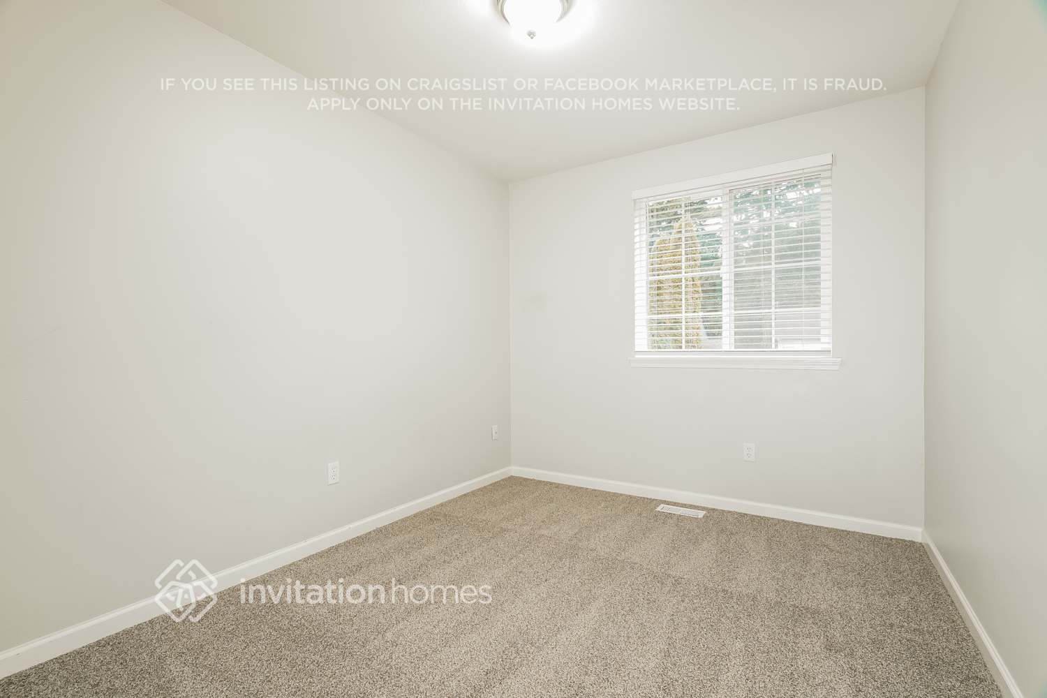 Building Photo - 4820 50th Ave SE