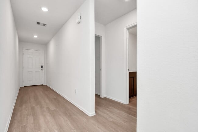 Building Photo - 18131 Mendocino Ridge Ln