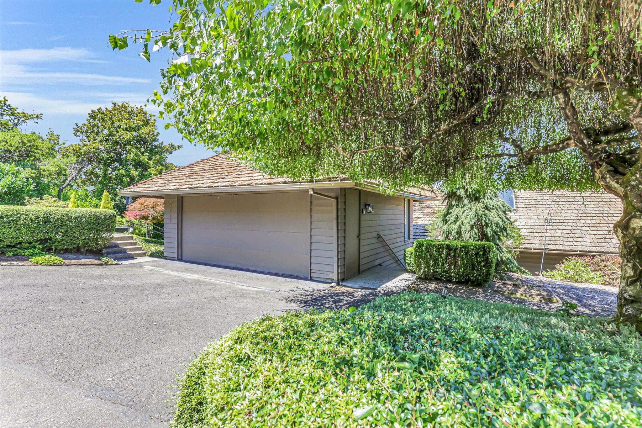 Building Photo - 17642 Upper Cherry Ln