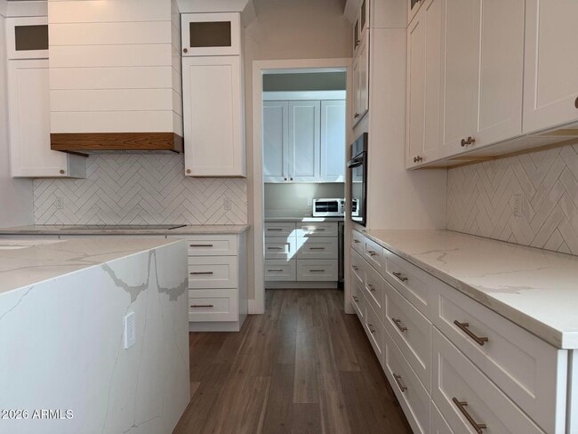 Building Photo - 8736 E Joshua Tree Ln