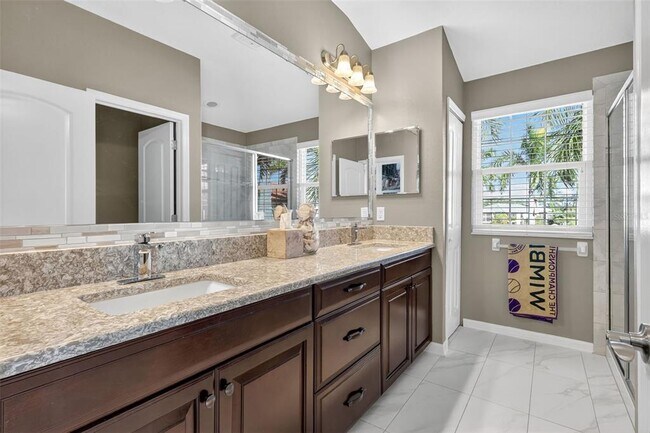 Building Photo - 4999 Oarsman Ct