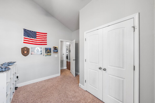 Building Photo - 169 Windchime Way