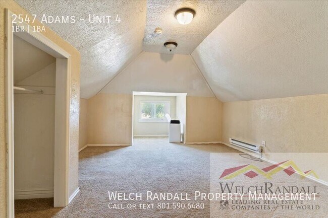 Building Photo - 2547 Adams-Unit 4