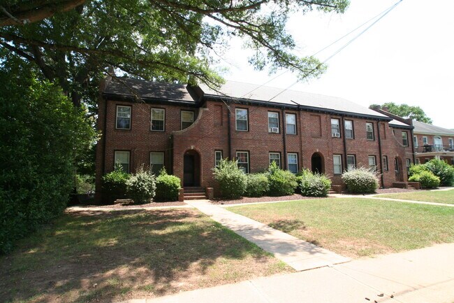 Primary Photo - 100 Horne St
