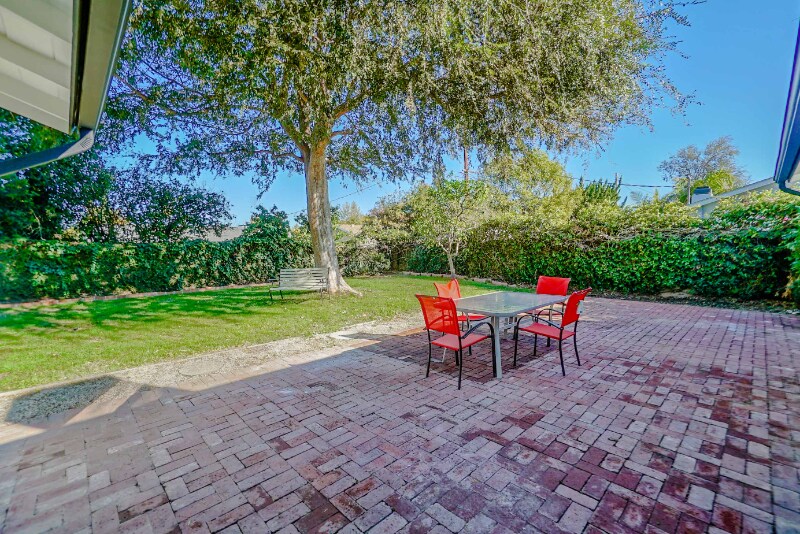 Building Photo - 717 Watson Ave