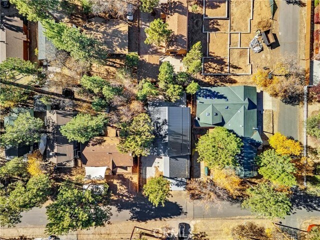 Building Photo - 216 Leonard Ln