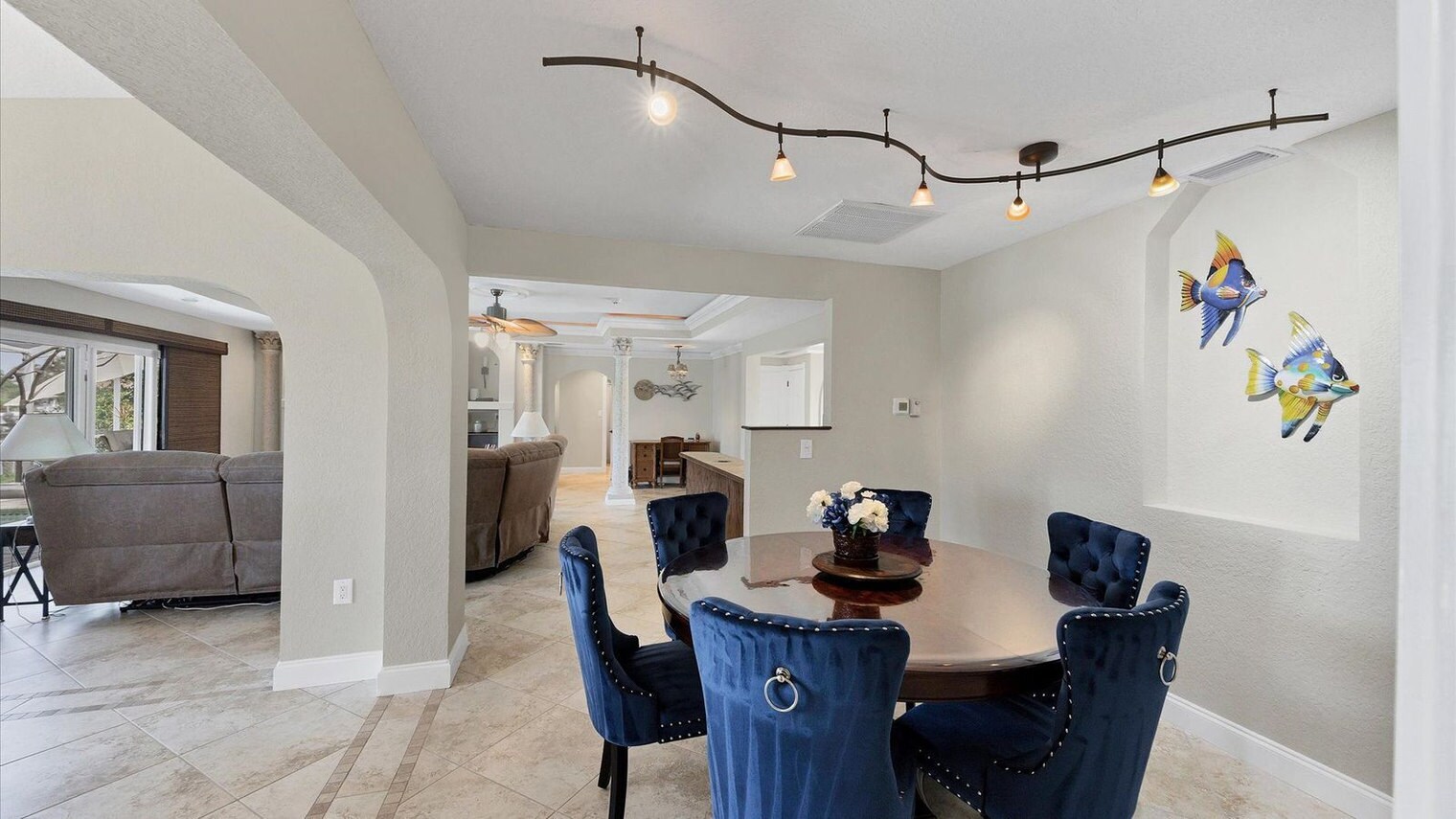 Building Photo - 945 Santa Brigida Ct
