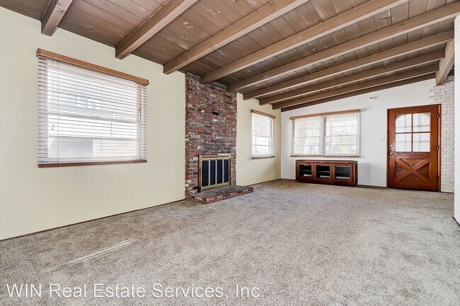 Building Photo - 3 br, 1.5 bath House - 1905 Curtis Ave