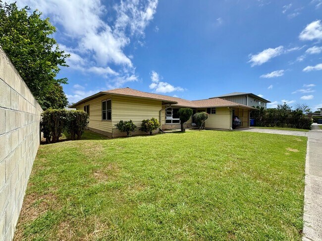 Building Photo - Available Now!! 3 BED/2.5BA + Large Carport, Yard!!