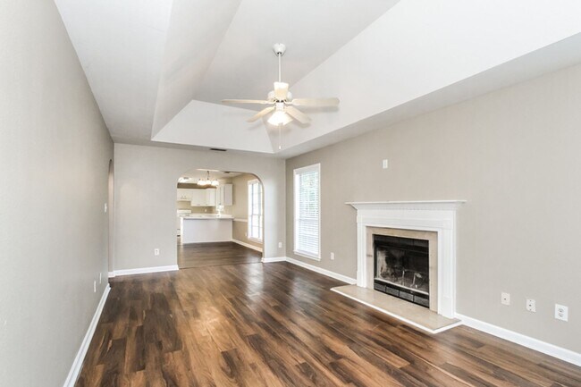 Building Photo - 108 Flagstone Ln