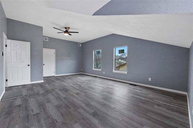 Building Photo - 10001 Pack Saddle Trail