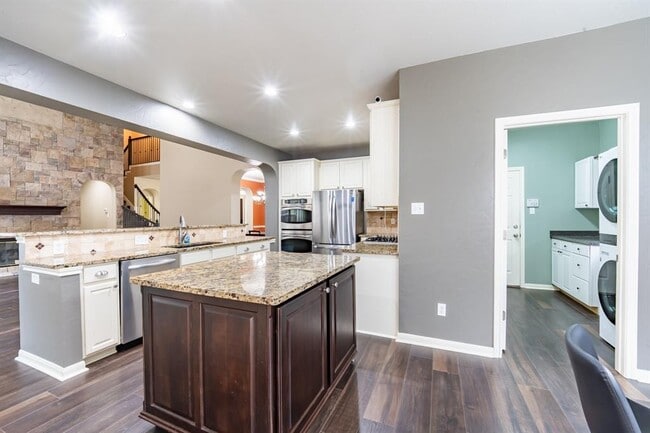 Building Photo - 730 Nelson Ranch Rd