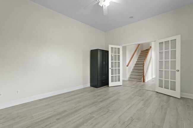 Building Photo - Come Home Smiling to This Beautiful 3-Bed, 3-Bath in Port Wentworth!