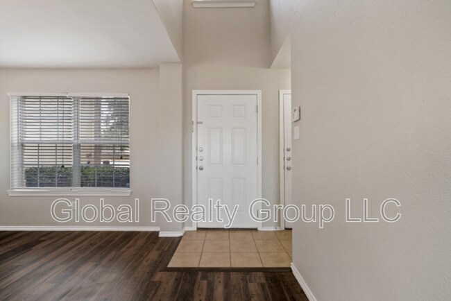 Building Photo - 216 Anvil Pl