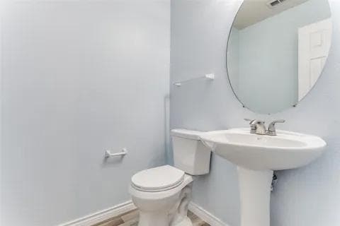 Building Photo - 1604 Pheasant Creek Dr