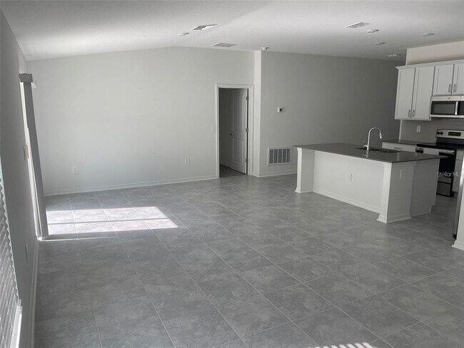 Building Photo - 4231 Green Gables Pl