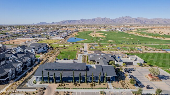 Building Photo - 11353 N Luckenbach St