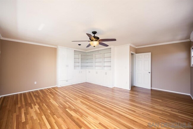Building Photo - 8810 Mariposa St