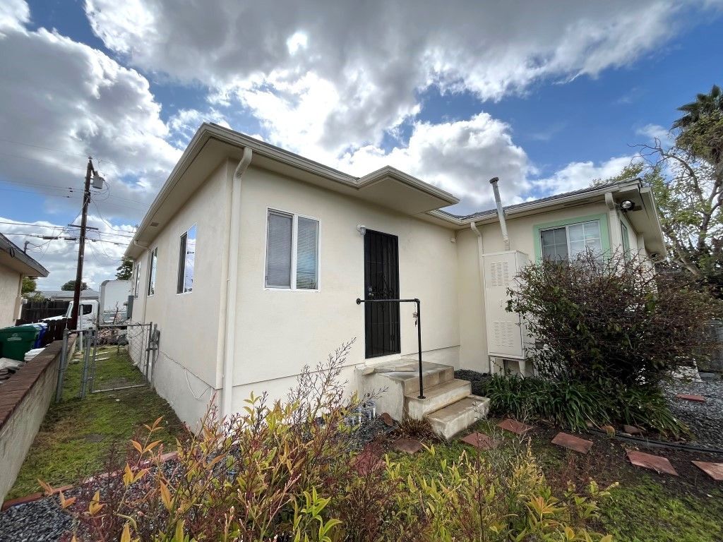 Building Photo - 5142 Brockbank Pl