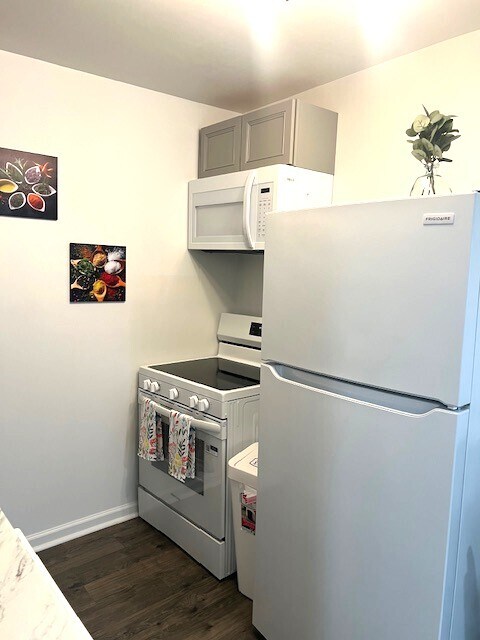 Building Photo - West Grant St Apartments