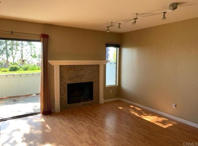 Building Photo - 6895 Carnation Dr