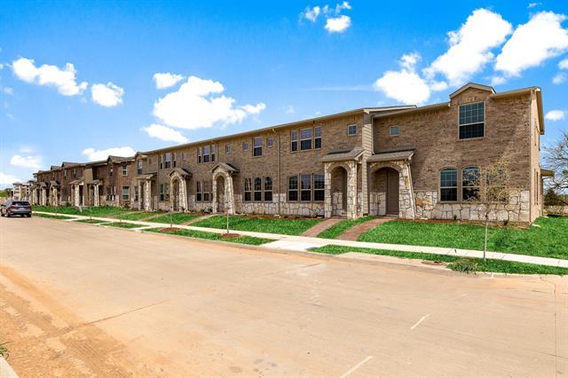 Building Photo - 3301 Solana Cir