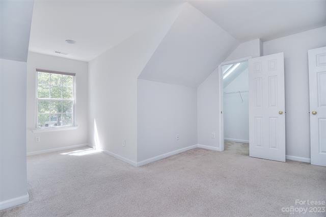 Building Photo - 3033 Des Prez Avenue