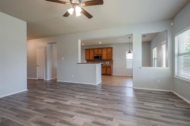 Building Photo - 3221 Kennedy Dr