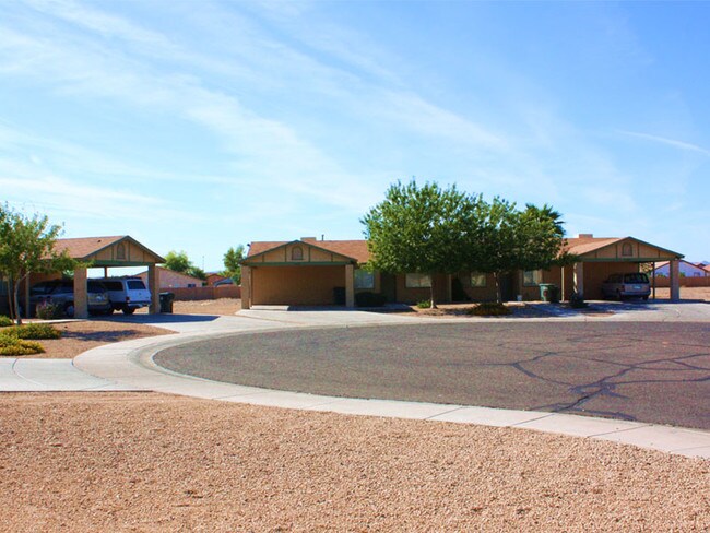 Building Photo - Pastor Court Apartments
