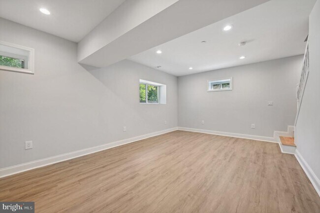 Building Photo - 2430 Harris Mill Rd