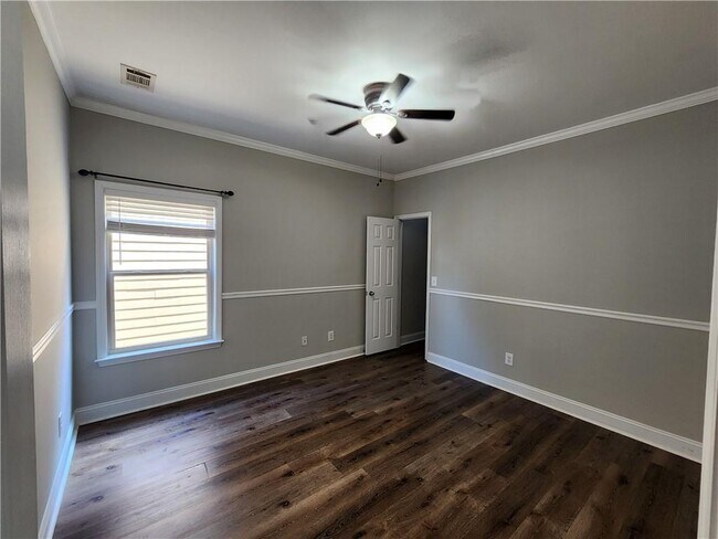 Building Photo - 548 Myrtle Trace Ln