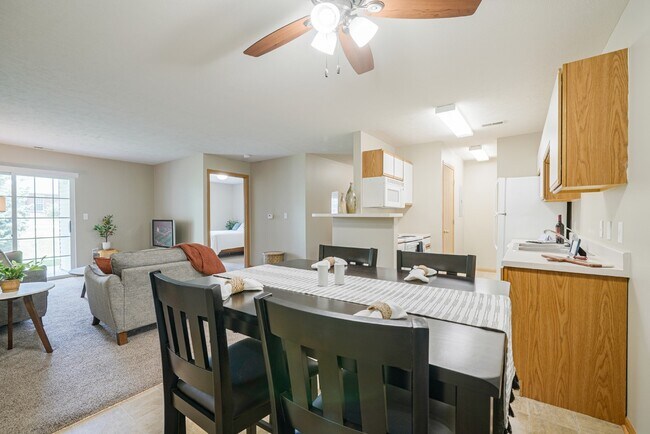 Floorplan - Williamsburg Park Apartments