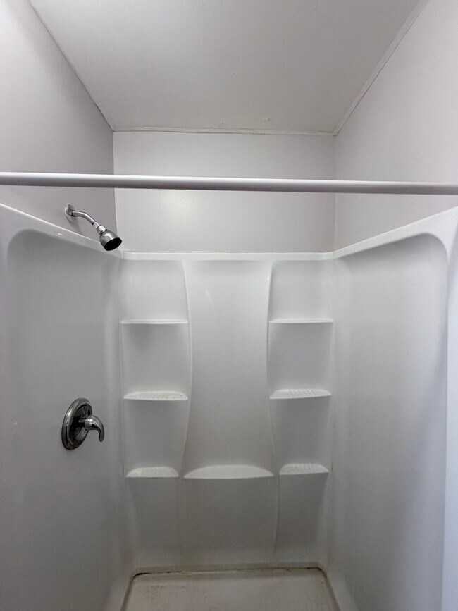 Building Photo - 659 Second St