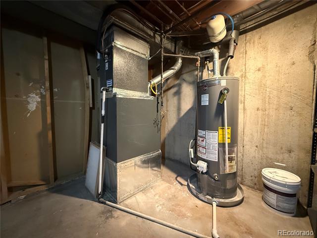 Building Photo - 243 Vance St