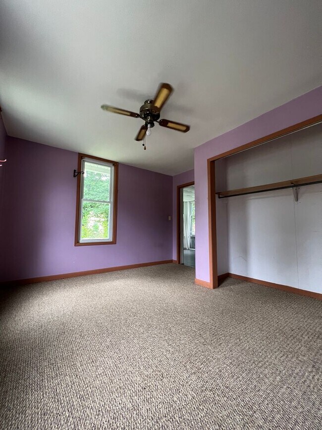 Building Photo - 824 Johnson St