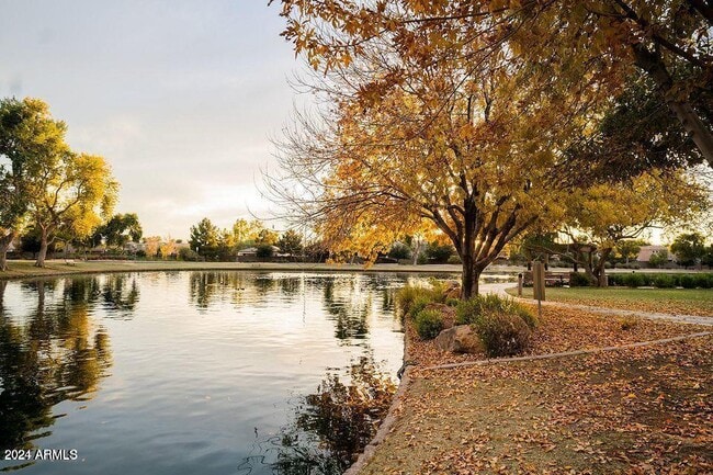 Building Photo - 4757 E Waterman St