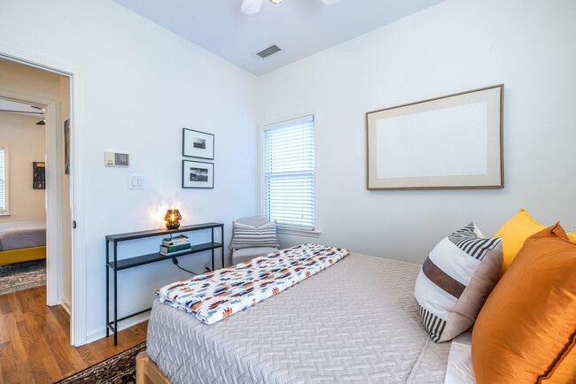 Building Photo - 71 Randolph St NE