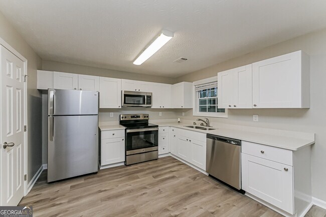 Building Photo - 10376 Surf Ct