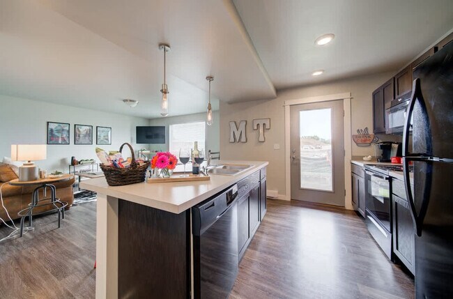 Building Photo - 360 Enterprise Blvd