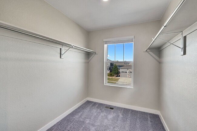 Building Photo - $3,340.95 - 5 Bed, 3 Bath Home in Thornton with Cozy Fireplace and Fenced-in Yard