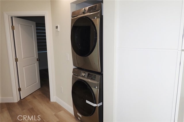 Building Photo - 1727 Hiawatha Dr