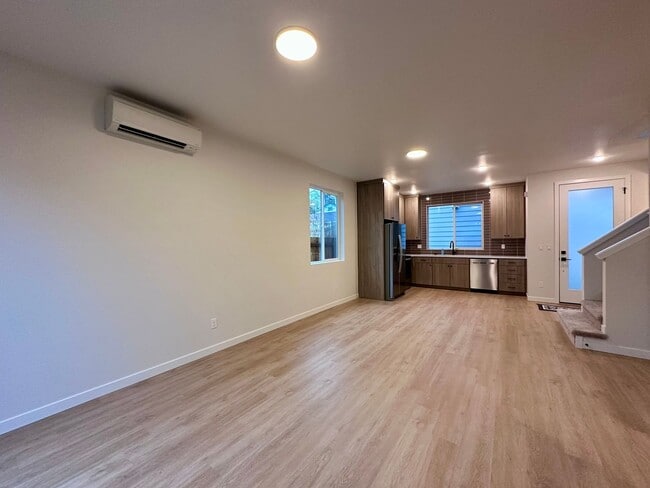 Building Photo - Brand New Built Single-Family Home in Powellhurst-Gilbert!