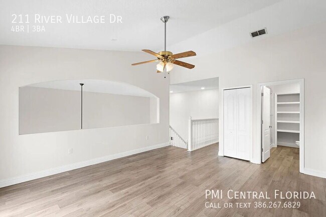 Building Photo - 211 River Village Dr