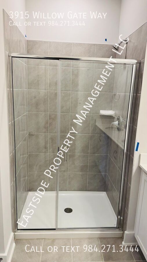 Building Photo - 3915 Willow Gate Wy