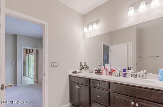 Building Photo - 111 Ash Breeze Cv